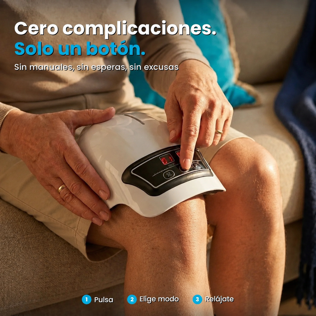 Primer plano del masajeador de rodilla NEXOsens funcionando con un solo botón: pulsa, elige modo y relájate